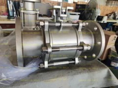 廠家直銷三片式高平臺法蘭球閥