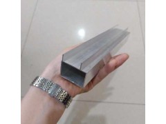 百葉窗鋁合金型材廠家，通風口百葉窗型材河北廠家